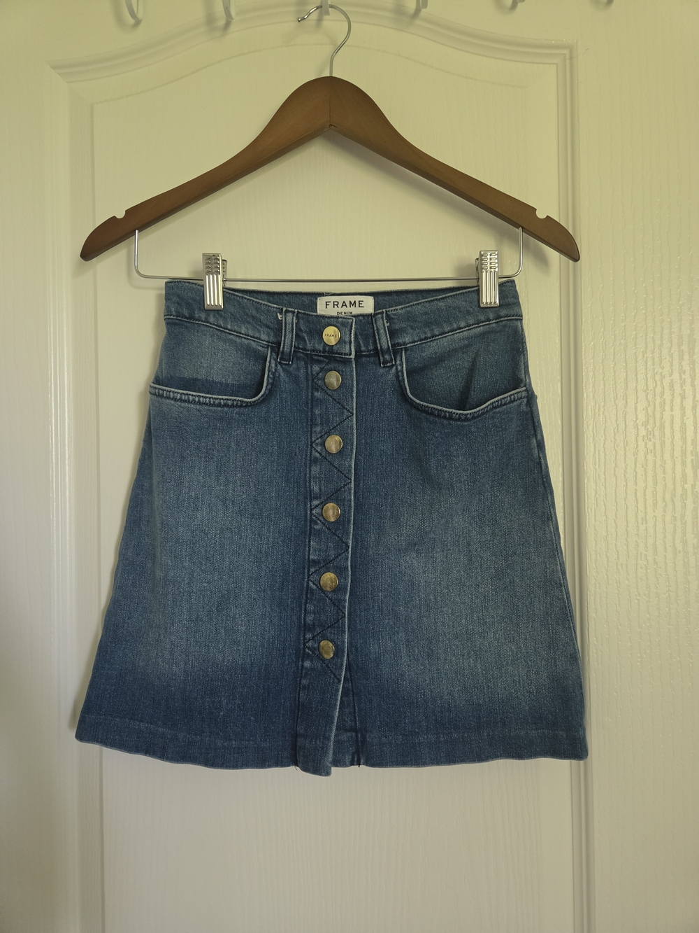 FRAME Denim Button Front Mini Skirt Size 24 | 70s Retro Style Gold Buttons